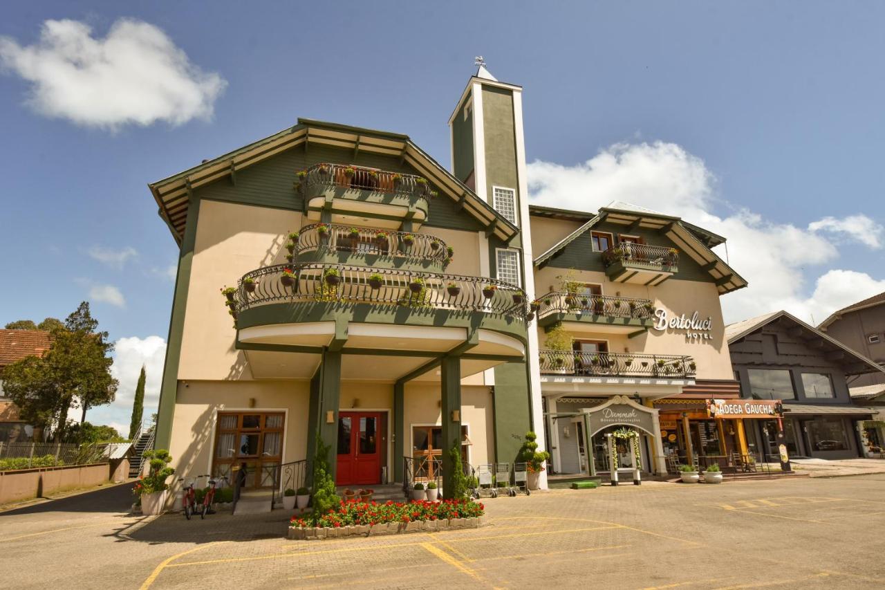 Hotel Bertoluci Gramado Exterior photo